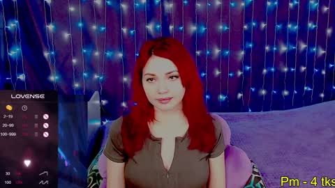 Snapshot of nimfeya chatting on 01.25.25 Nimfeya online show from 01.25.25