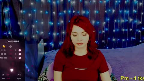Snapshot of nimfeya chatting on 01.29.25 Nimfeya online show from 01.29.25