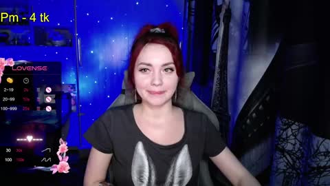 Snapshot of nimfeya chatting on 01.30.25 Nimfeya online show from 01.30.25