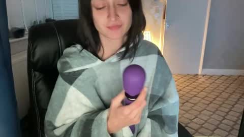 nin029 online show from 12.02.24