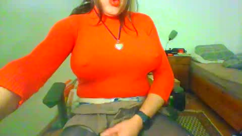 Snapshot of nina8383 chatting on 02.18.26 nina8383 online show from 02.18.26