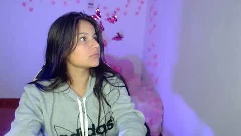 nina__777 online show from 12.19.25