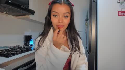 NINA online show from 12.19.24