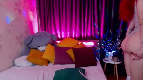 Nina online show from 11.27.25