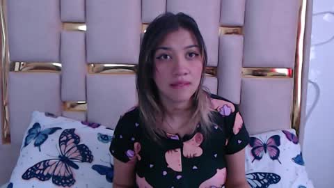 Snapshot of nina_carther chatting on 10.28.25 Nina Carther online show from 10.28.25