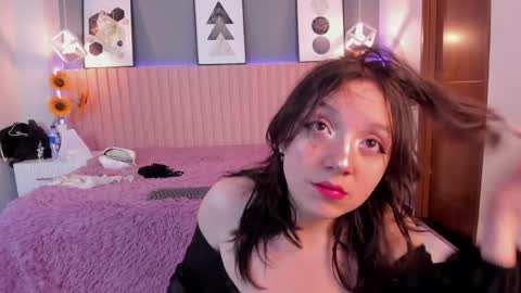 nina_ford_ online show from 05.28.26
