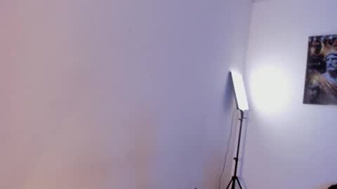 Snapshot of nina_fuentes chatting on 02.23.25 Catalina online show from 02.23.25