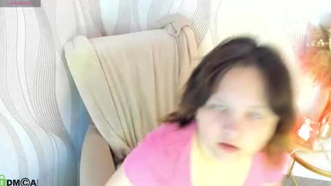 nina lunaa online show from 10.03.25