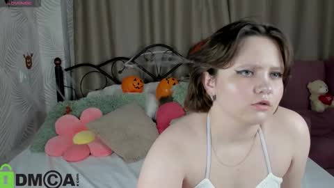 nina lunaa online show from 10.30.25