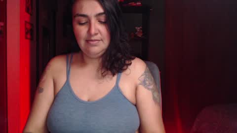 Nina Moon online show from 01.10.25