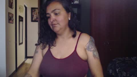 Nina Moon online show from 02.03.25