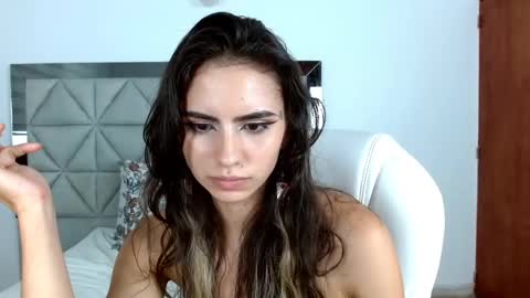  Nina  online show from 12.04.24