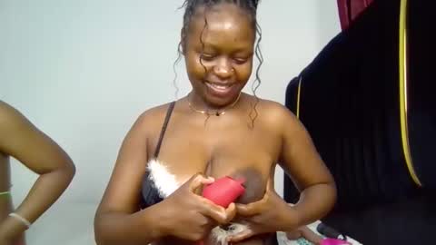 Nina online show from 11.25.25