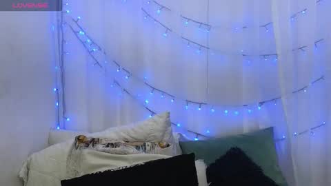 Ninaa fox online show from 03.14.26