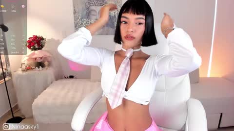    online show from 03.11.25
