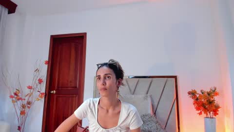 Nina online show from 01.15.25