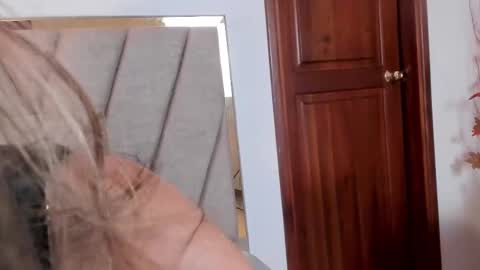Nina online show from 02.24.25