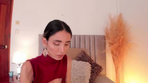 Nina online show from 02.25.25