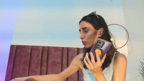 Nina online show from 09.27.25