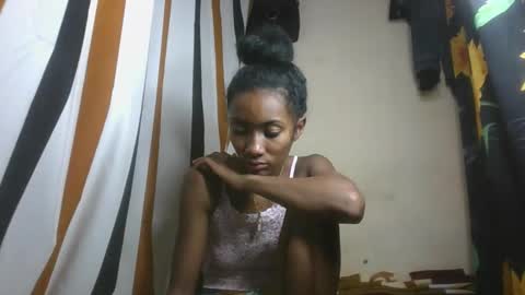 ninaeaa online show from 11.27.25