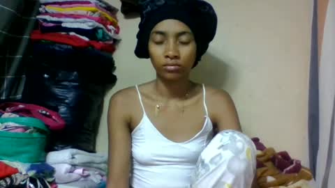 Snapshot of ninaeaa chatting on 06.14.26 ninaeaa online show from 06.14.26