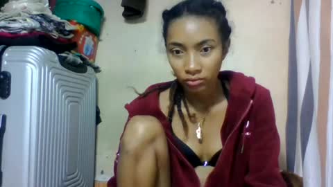 Snapshot of ninaeaa chatting on 06.15.26 ninaeaa online show from 06.15.26