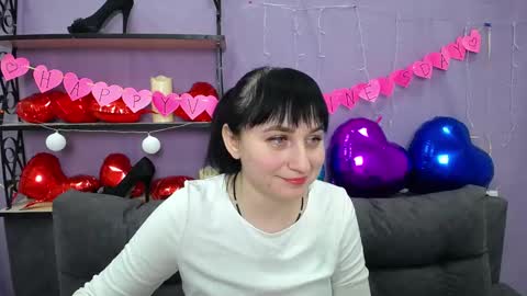 ninaflawlees online show from 02.05.25