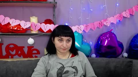 ninaflawlees online show from 02.12.25