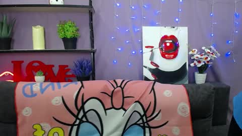 ninaflawlees online show from 03.11.25