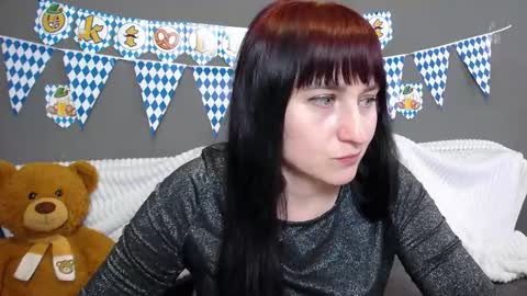 ninaflawlees online show from 09.28.25