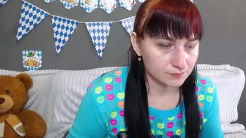 ninaflawlees online show from 09.30.25