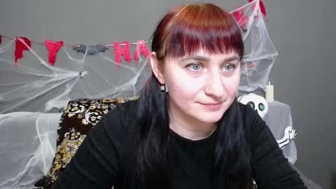 ninaflawlees online show from 10.22.25