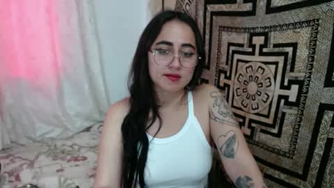 N I N A online show from 09.27.25