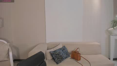  Nina  online show from 03.30.26