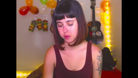 Snapshot of ninapellegrini17 chatting on 10.16.25 ninapellegrini17 online show from 10.16.25