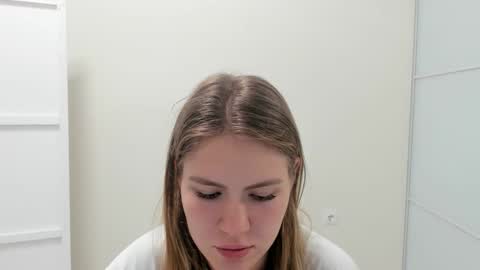 ninarihh online show from 09.21.25