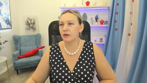 ninastarle online show from 02.18.26