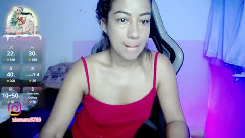 Snapshot of ninatinydoll1 chatting on 12.23.24 ninatinydoll1 online show from 12.23.24