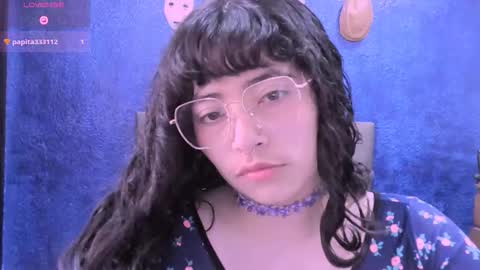 Snapshot of ninayellow chatting on 10.23.25 Nina online show from 10.23.25