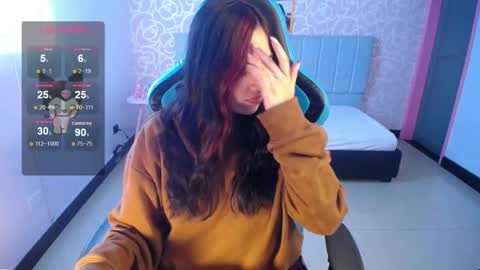 Snapshot of ninfa_ch chatting on 01.13.25 Ninfa  online show from 01.13.25