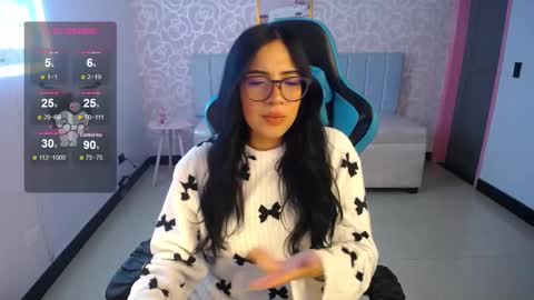 Snapshot of ninfa_ch chatting on 01.23.25 Ninfa  online show from 01.23.25