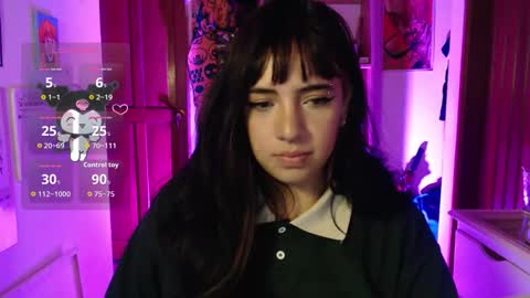 Snapshot of ninfa_ch chatting on 10.09.25 Ninfa  online show from 10.09.25