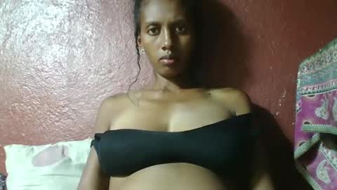 ninie246746 online show from 02.05.25