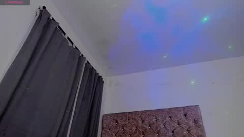 Ninon Beart online show from 11.15.25