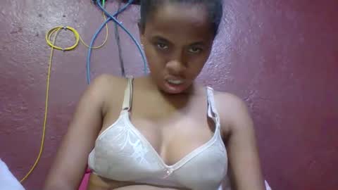 Snapshot of nirinahfy chatting on 10.12.25 nirinahfy online show from 10.12.25