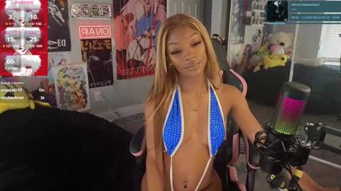 NIVIA WOLFE online show from 03.04.25