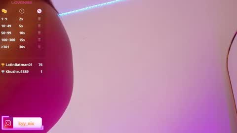 Nicki  online show from 10.11.25