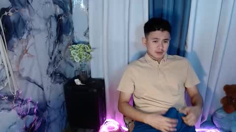 njay_16 online show from 09.23.25