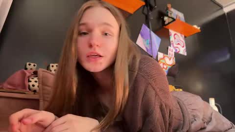 Snapshot of nloraaa chatting on 05.16.26 Tears Lora online show from 05.16.26