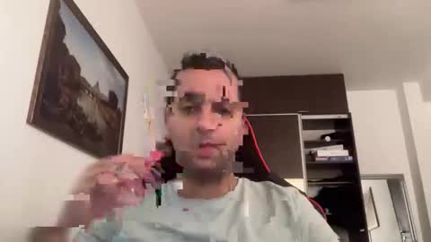 Snapshot of nnichox_snow chatting on 10.28.25 nnichox_snow online show from 10.28.25